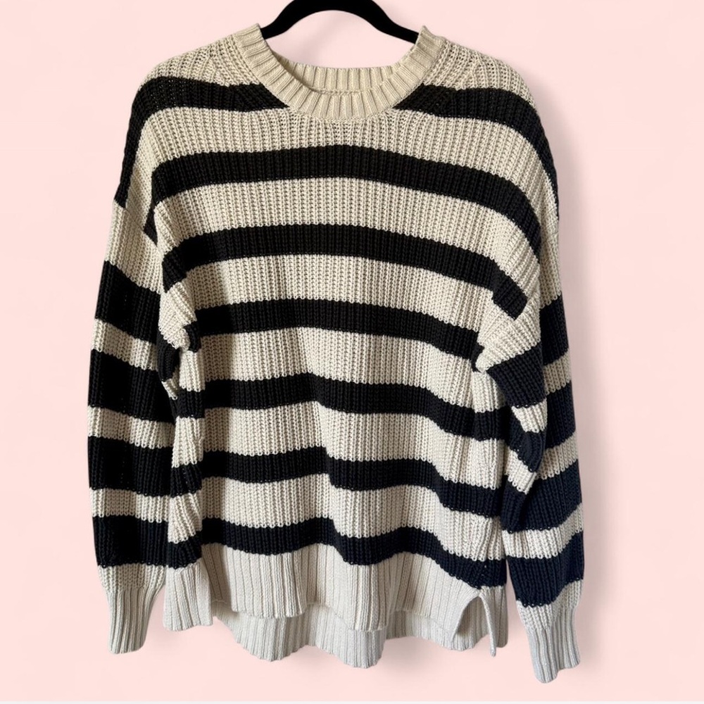 American Eagle Outfitters Black and Cream Striped Sweater